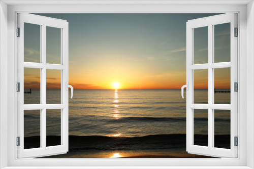 Fototapeta Naklejka Na Ścianę Okno 3D - Picturesque view of beautiful sea at sunset