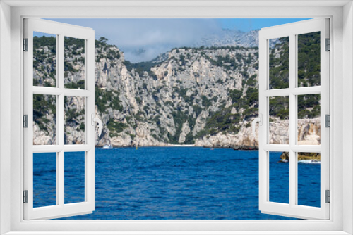 Fototapeta Naklejka Na Ścianę Okno 3D - Calanque de Port Pin near Cassis, boat excursion to Calanques national park in Provence, France