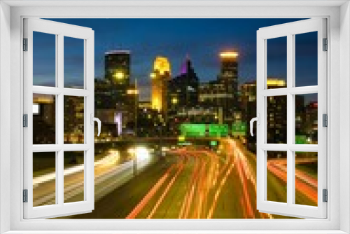 Fototapeta Naklejka Na Ścianę Okno 3D - Evening view of the freeway and downtown Minneapolis, Minnesota