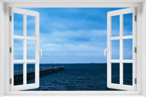 Fototapeta Naklejka Na Ścianę Okno 3D - pier and the blue sea