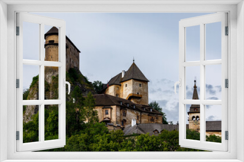 Fototapeta Naklejka Na Ścianę Okno 3D - The Orava Castle in Slovakia	