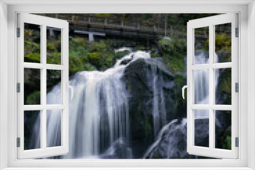 Fototapeta Naklejka Na Ścianę Okno 3D - Triberger Wasserfälle, Deutschland, im Herbst