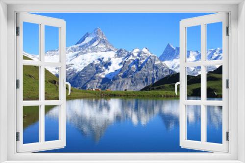 Fototapeta Naklejka Na Ścianę Okno 3D - The famous Bachalpsee, a wonderful mountain lake in Grindelwald, Switzeland
