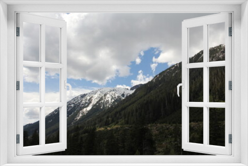 Fototapeta Naklejka Na Ścianę Okno 3D - Snowy Mountains