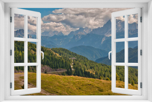 Fototapeta Naklejka Na Ścianę Okno 3D - Views traversing the base of Pale di San Martino, Dolomites, Italy