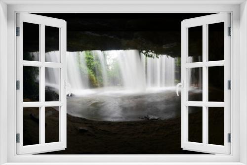 Fototapeta Naklejka Na Ścianę Okno 3D - Mae Wang Amazing Waterfall in Chiangmai, Thailand.