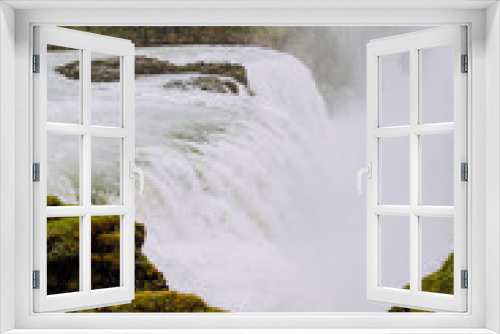 Fototapeta Naklejka Na Ścianę Okno 3D - epic waterfall in Iceland mountains
