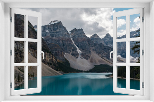 Fototapeta Naklejka Na Ścianę Okno 3D - Lake Moraine Alberta