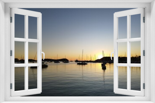 Fototapeta Naklejka Na Ścianę Okno 3D - sunset at the marina