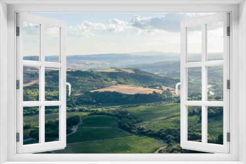 Fototapeta Naklejka Na Ścianę Okno 3D - Beautiful view of Tuscany landscape and landmarks. Summer in Italy