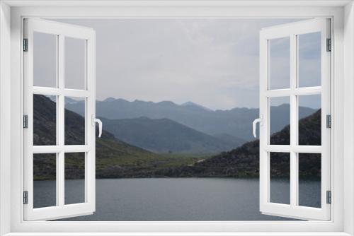 Fototapeta Naklejka Na Ścianę Okno 3D - La casa del valle