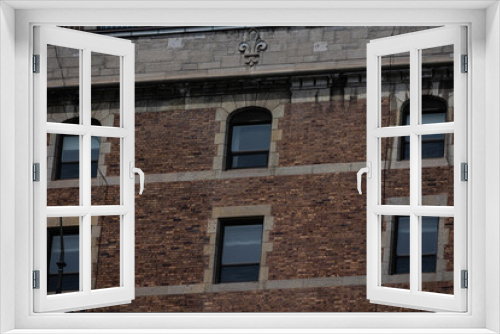 Fototapeta Naklejka Na Ścianę Okno 3D - Windows of chateau Frontenac Fairmont