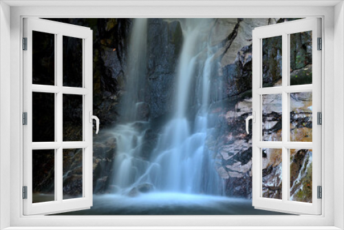 Fototapeta Naklejka Na Ścianę Okno 3D - 御手洗の滝