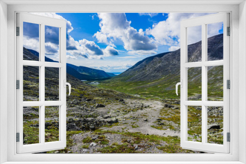 Fototapeta Naklejka Na Ścianę Okno 3D - Mountains Apatite. Ski resort- Arctic region of Russia is a popular hiking trail