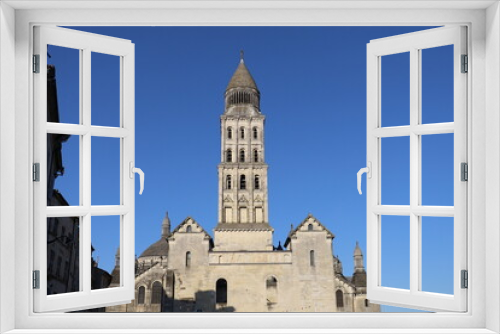 Fototapeta Naklejka Na Ścianę Okno 3D - La cathédrale Saint Front, cathédrale romane, ville de Périgueux, département de la Dordogne, France