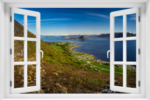 Fototapeta Naklejka Na Ścianę Okno 3D - Godøy, Sunnmøre, Møre og Romsdal, Norway.