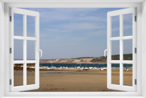 Fototapeta Naklejka Na Ścianę Okno 3D - view of the beach in Erquy, Bretagne