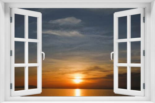 Fototapeta Naklejka Na Ścianę Okno 3D - Sunset with Ocean View and Sky 