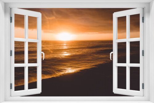 Fototapeta Naklejka Na Ścianę Okno 3D - Sunrise at Mollymook beach Ulladulla