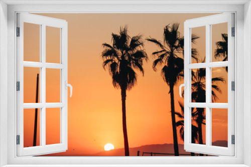 Fototapeta Naklejka Na Ścianę Okno 3D - sunset at the beach Venice California