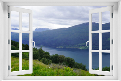 Fototapeta Naklejka Na Ścianę Okno 3D - wunderschöner Blick auf den Nordfjord in Norwegen