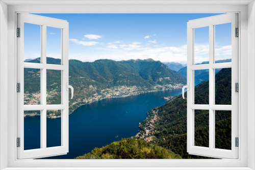 Fototapeta Naklejka Na Ścianę Okno 3D - Como lake in Italy
