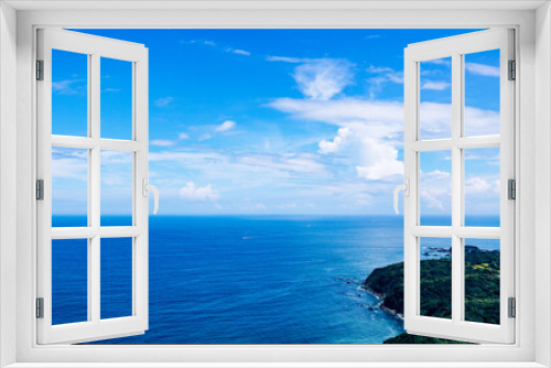 Fototapeta Naklejka Na Ścianę Okno 3D - 展望台から見た大海