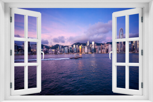 Fototapeta Naklejka Na Ścianę Okno 3D - Hong Kong Cityscape at Dawn