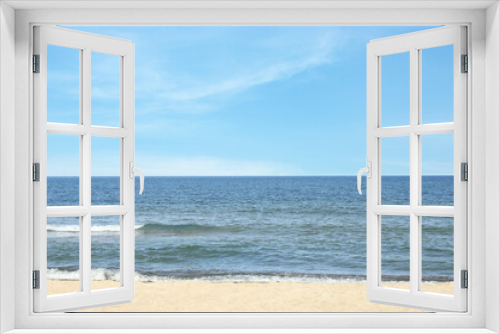 Fototapeta Naklejka Na Ścianę Okno 3D - Beautiful view of sea shore under blue sky on sunny day