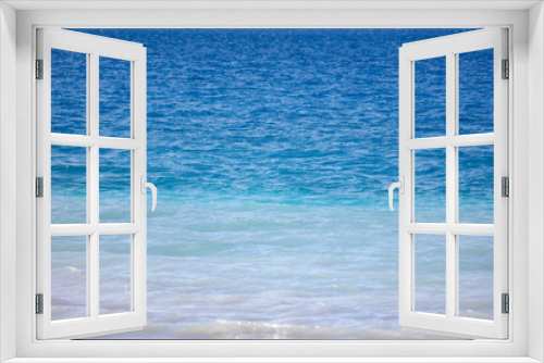 Fototapeta Naklejka Na Ścianę Okno 3D - Blue water in the sea as an abstract background.