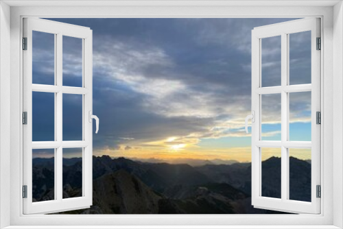 Fototapeta Naklejka Na Ścianę Okno 3D - Vista atardecer