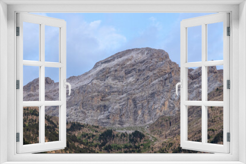 Fototapeta Naklejka Na Ścianę Okno 3D - Beautiful landscape of the famous Ordesa National Park, Pyrenees, Spain.
