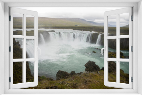 Fototapeta Naklejka Na Ścianę Okno 3D - Goðafoss is one of the best known and most spectacular waterfalls in Iceland, located in the north of the island, at the beginning of the Sprengisandur road.