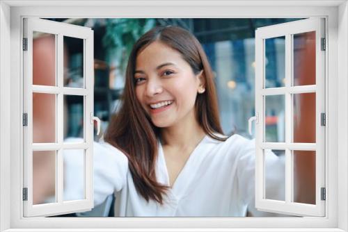 portrait of a smiling woman