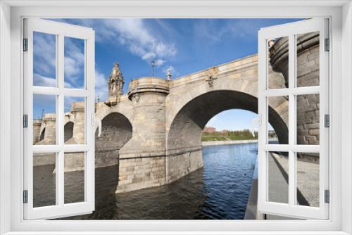 Fototapeta Naklejka Na Ścianę Okno 3D - Views of Puente de Toledo over Manzanares River, Madrid, Spain