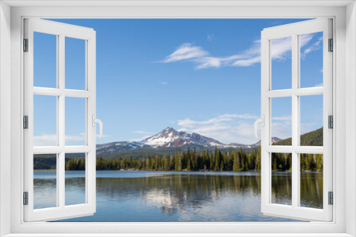 Fototapeta Naklejka Na Ścianę Okno 3D - Lake in Oregon