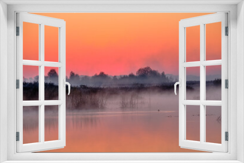 Fototapeta Naklejka Na Ścianę Okno 3D - sunrise over the lake