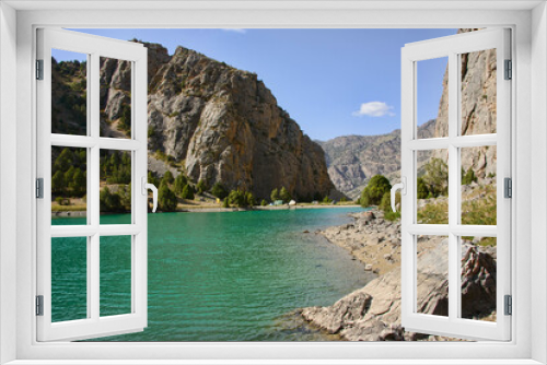 Fototapeta Naklejka Na Ścianę Okno 3D - The beautiful Chukurak Lakes, Fann Mountains, Tajikistan