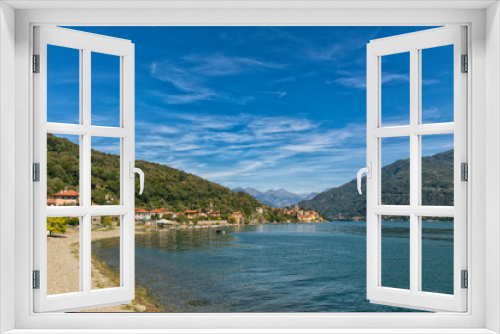 Fototapeta Naklejka Na Ścianę Okno 3D - Santa Maria Rezzonico on Lake Como western lakeside
