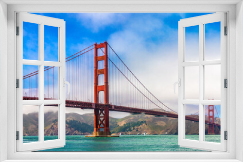 Fototapeta Naklejka Na Ścianę Okno 3D - Golden Gate Bridge in San Francisco