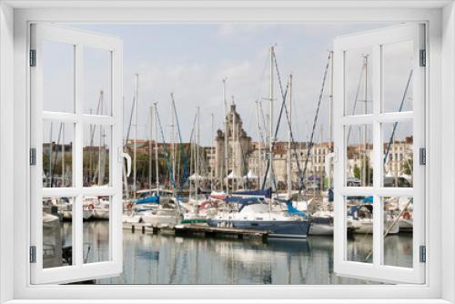 Fototapeta Naklejka Na Ścianę Okno 3D - The port of La Rochelle on the coast of the Poitou-Charentes region of France.