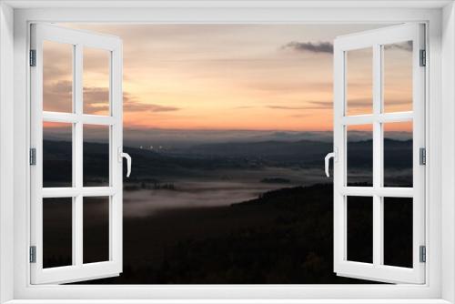 Fototapeta Naklejka Na Ścianę Okno 3D - morning romantic sunrise sky panorama