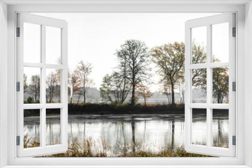 Fototapeta Naklejka Na Ścianę Okno 3D - panorama drzewa nad wodą jeziorem