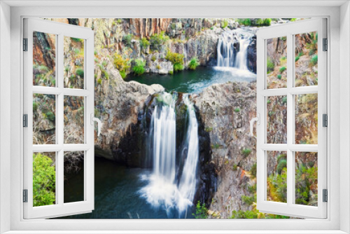 Fototapeta Naklejka Na Ścianę Okno 3D - Cascada del Aljibe.