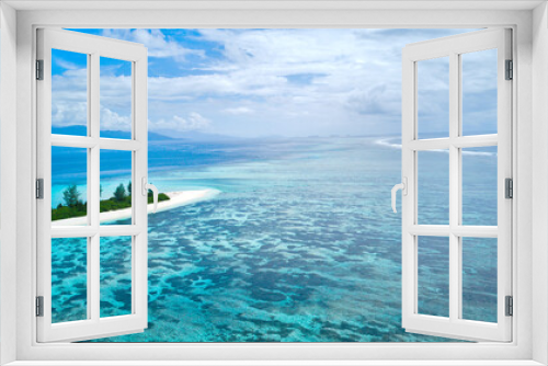 Fototapeta Naklejka Na Ścianę Okno 3D - Coral Coastline