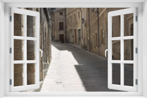 Fototapeta Naklejka Na Ścianę Okno 3D - narrow street in San Marino