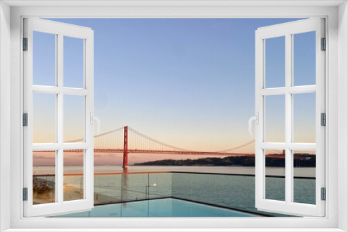 Fototapeta Naklejka Na Ścianę Okno 3D - lisbon suspended bridge