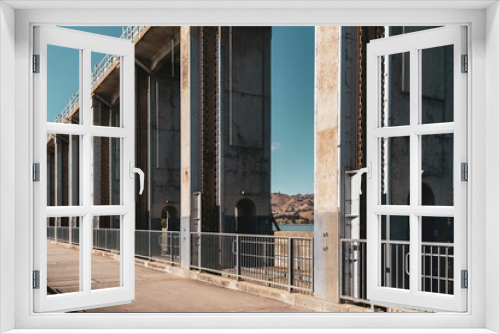 Fototapeta Naklejka Na Ścianę Okno 3D - Hume Dam gates in Riverina, New South Wales, Australia on a sunny day