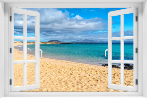 Fototapeta Naklejka Na Ścianę Okno 3D - sandy coastline in the Natural Park of Corralejo (Parque Natural de Corralejo)