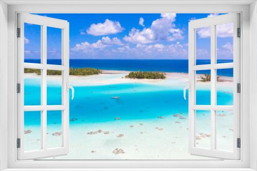 Fototapeta Naklejka Na Ścianę Okno 3D - Le lagon bleu à Rangiroa en Polynésie Française